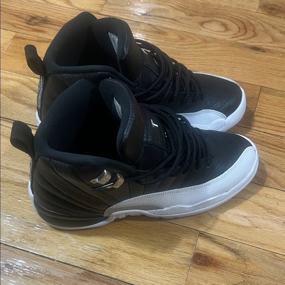 Black and White High-Top Sneakers - Picture 3 of 6